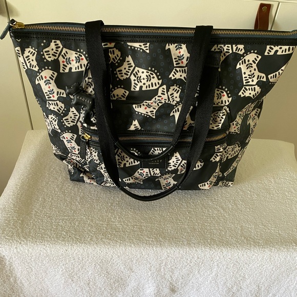 Radley London Large Zip-Top Tote Bag with laptop sleeve in navy print. - Picture 5 of 9